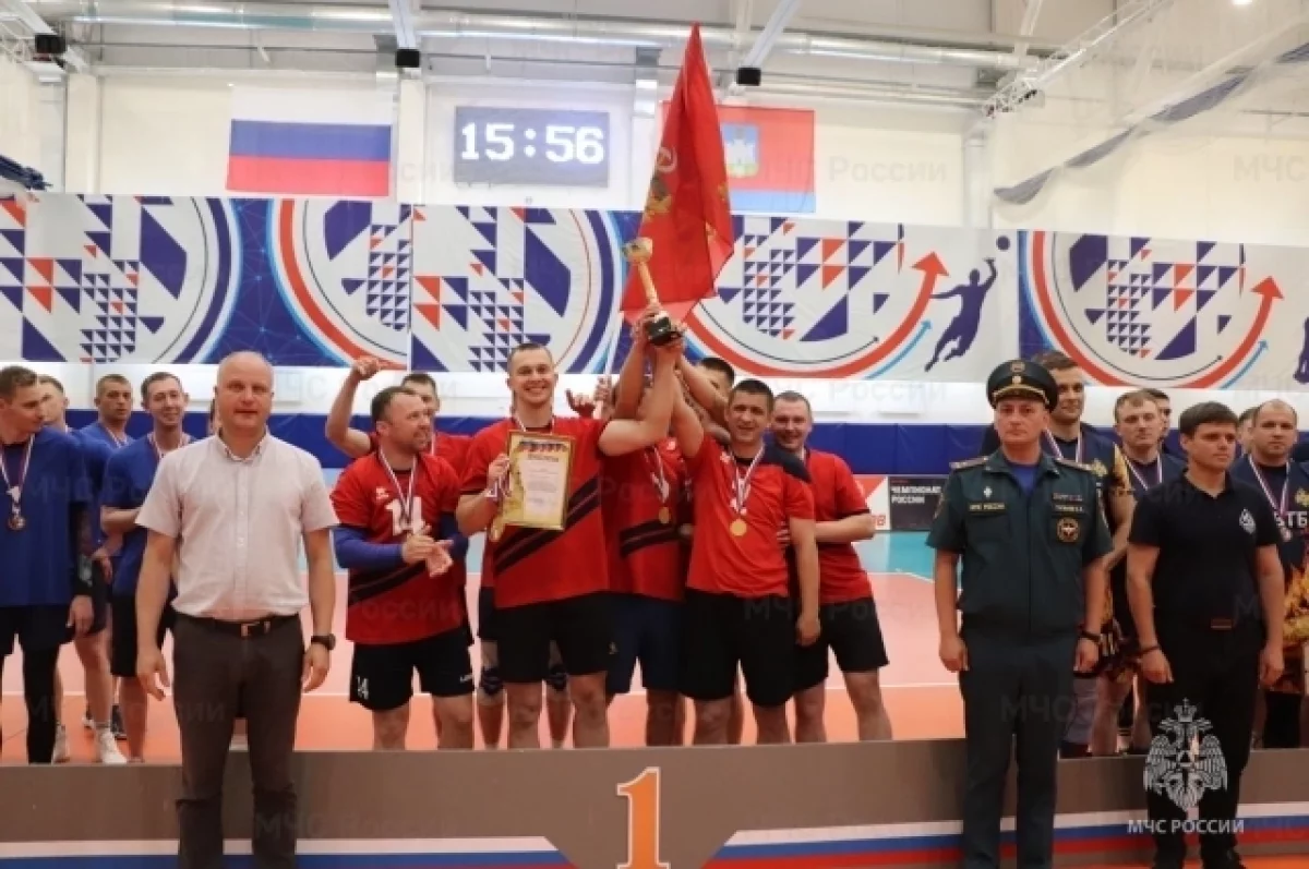 Команда ГУ МЧС по Брянской области выиграла первенство ЦФО по волейболу
