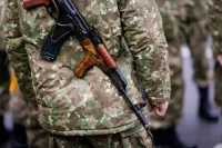 В украинскую армию «гребут» всех без разбора. 