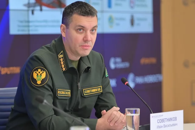 Иван Советников пояснил, что существуют две части лесопожарного сезона: весенняя и летняя, и весеннюю часть страна уже прошла.
