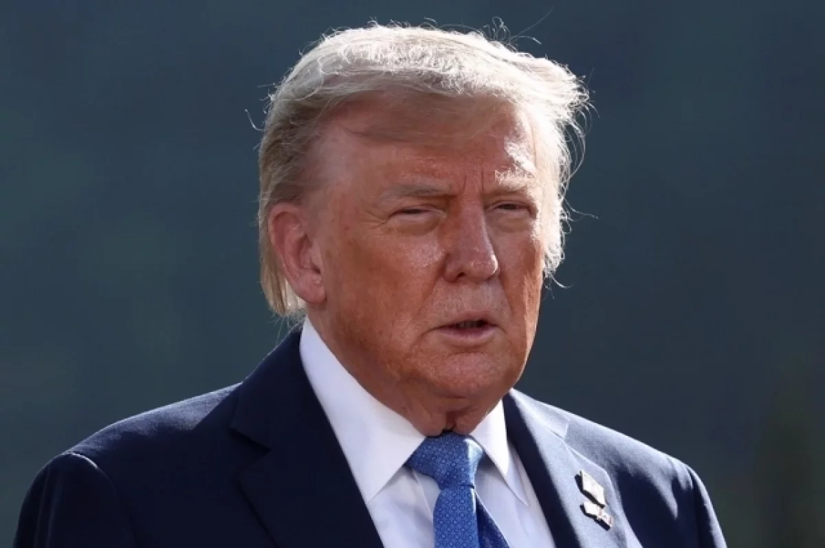 Трамп прокомментировал заявление Медведева о ядерном оружии для Ирана