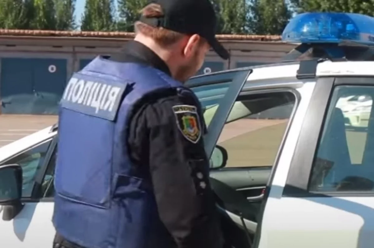 На Украине задержали мужчину, укутавшегося в российский флаг