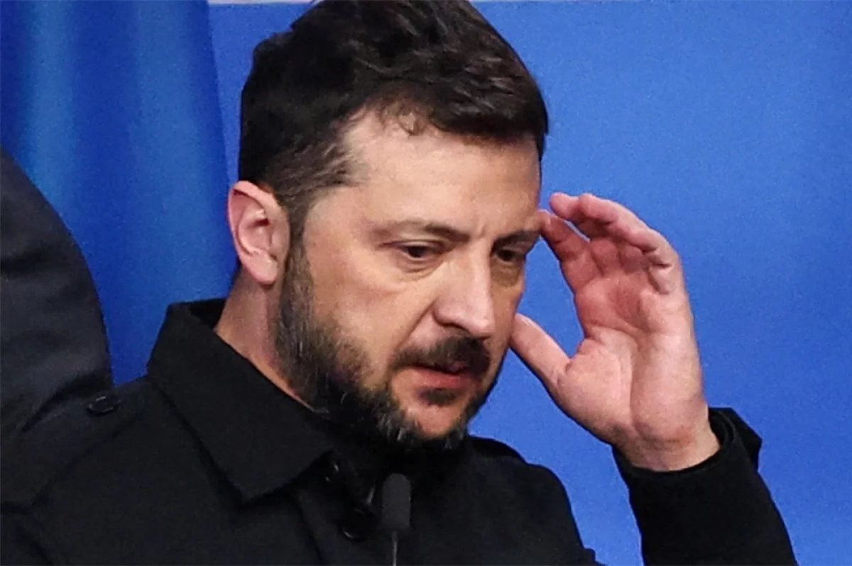 За власть страну продать не жалко. Украинцы против нового срока Зеленского