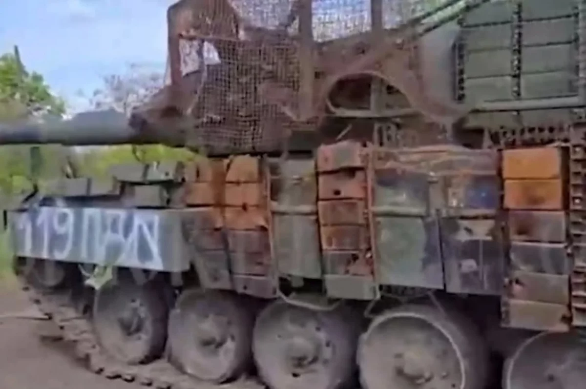 «СВ»: в Сумской области ВСУ, отступая, бросили немецкий танк Leopard-2