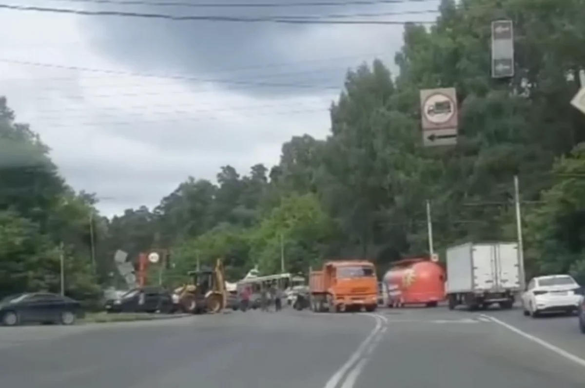 В Кемерове в ДТП столкнулись 27 автомобилей