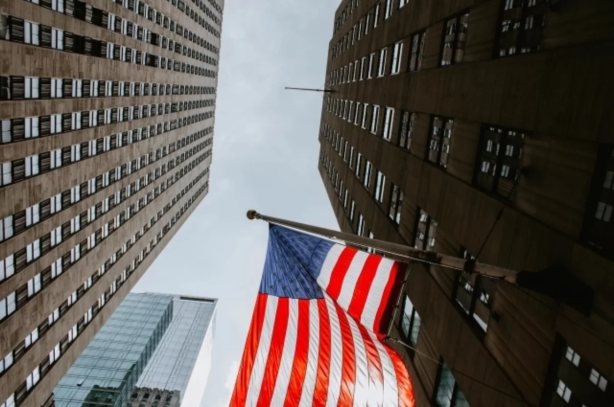 Politico: конгресс США намерен изучить вопрос ужесточения санкций против РФ