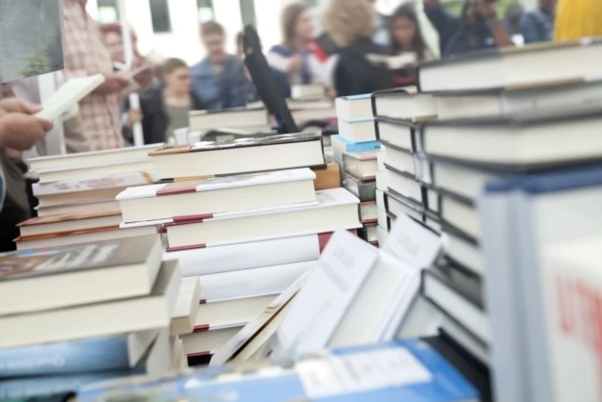 На Украине сообщили об облаве во Львове на продавцов книг на русском языке