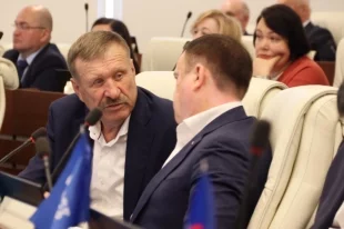 Депутат Николай Благов и глава фракции Олег Постников