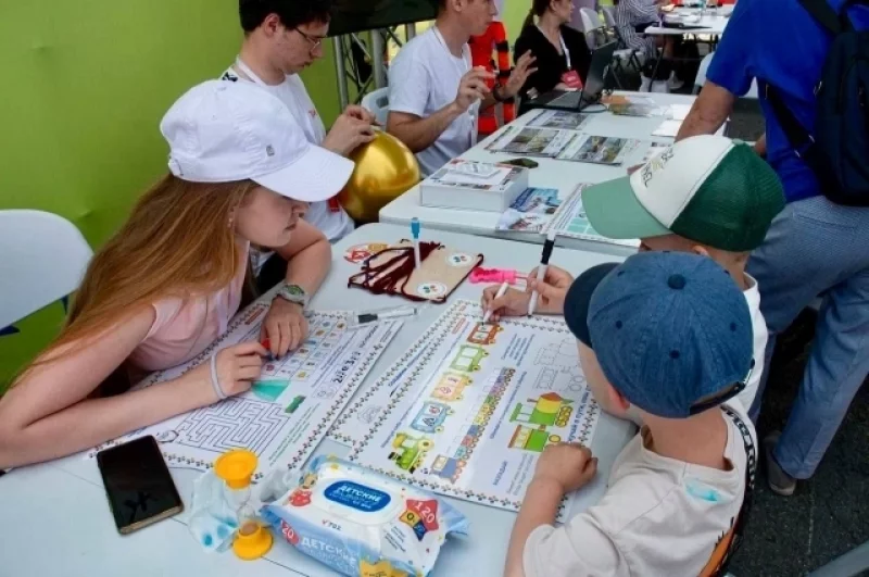 Гостей ждали настольные игры и квизы.