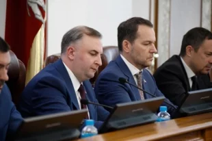 Возможно, в ближайшем будущем во дворах жилых домов появятся парковочные места для инвалидов.