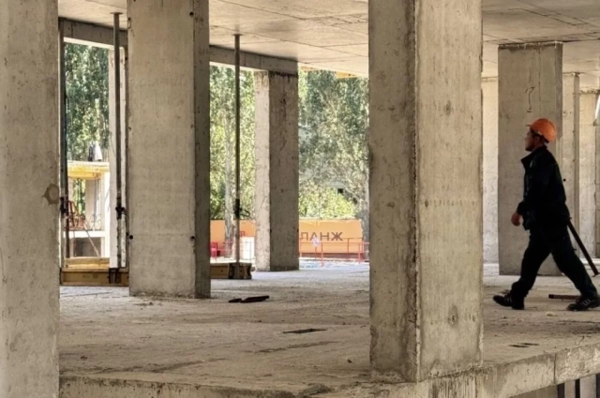 дом-квартал Меланж в тихом центре Барнаула набирает высоту