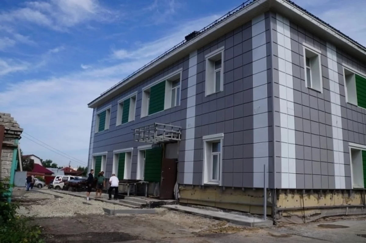 В Барнауле подходит к концу ремонт филиала поликлиники №1