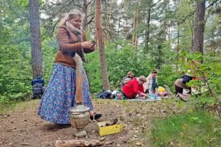 А почему бы не устроить пикник с чаем из самовара!