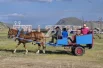 После дождя гостей праздника обрадовало яркое голубое небо.