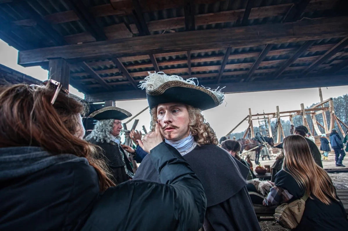 Что не так с сериалом «Государь». В фильме про Петра I найдены неточности