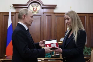 155-й гвардейской бригаде морской пехоты, которой командовал Михаил Гудков, будет присвоено его имя.