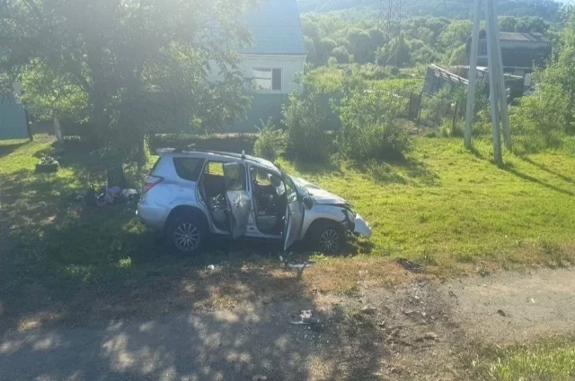 Водитель, управлявший Honda CR-V, оказался на встречной полосе, что привело к лобовому столкновению с машиной Toyota RAV-4