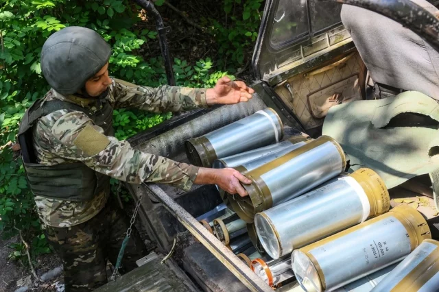 ВС РФ выбивают противника из Донбасса.