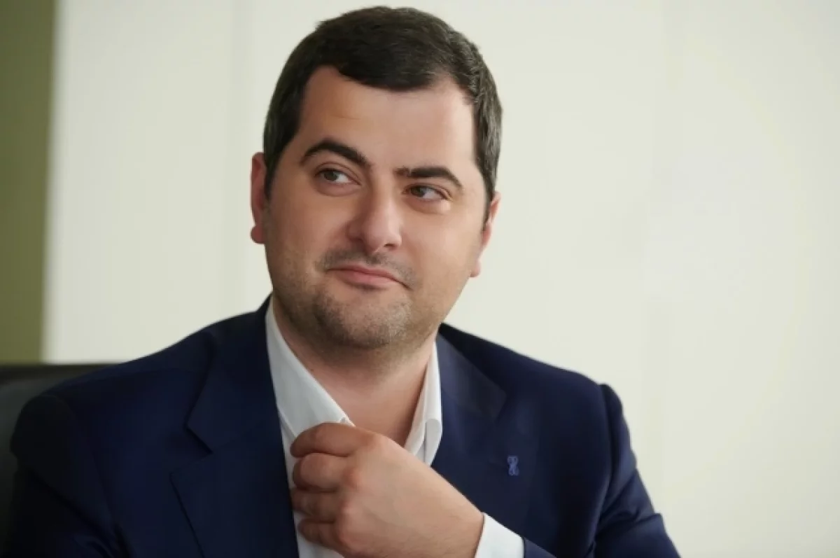 Овчинский: около 2 тыс. человек отметили 8 июля в павильоне «Макет Москвы»