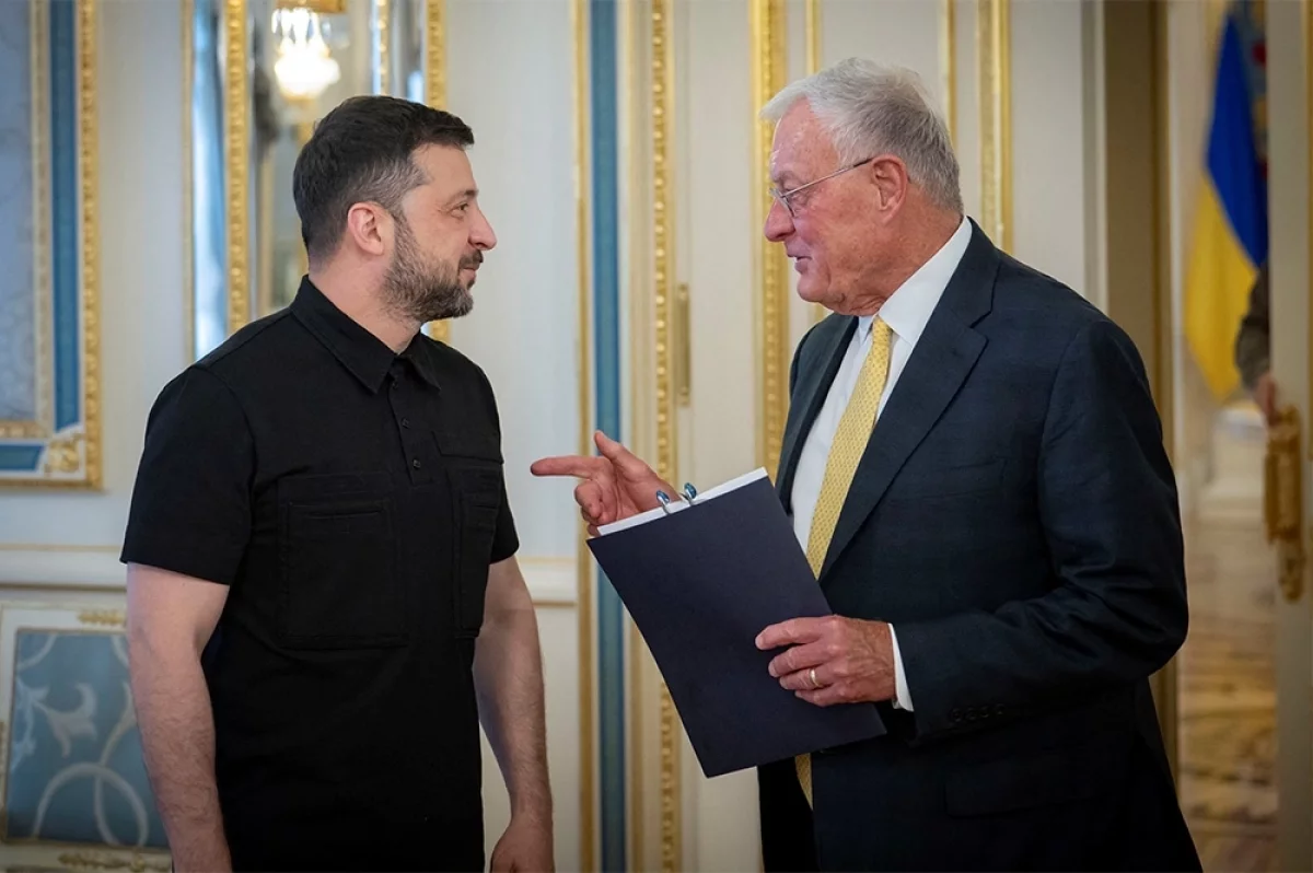 «Ермак находится под ударом». Зачем посланник Трампа прилетел в Киев