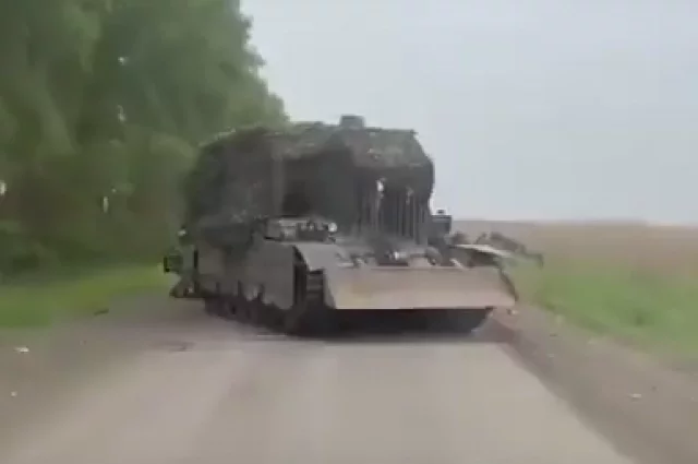 Бригада ВСУ «Магура» теряет бронетехнику и танки, но украинская пропаганда продолжает снимать видеоролики о «доблести» ВСУ.