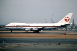 Boeing 747SR-46.