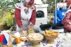 На ярмарке продавались традиционные татарские сладости.
