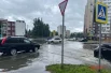 Потоп у дома №46 на бульваре Гусева.