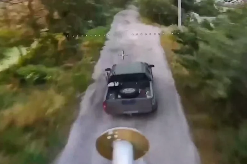  FPV-           .