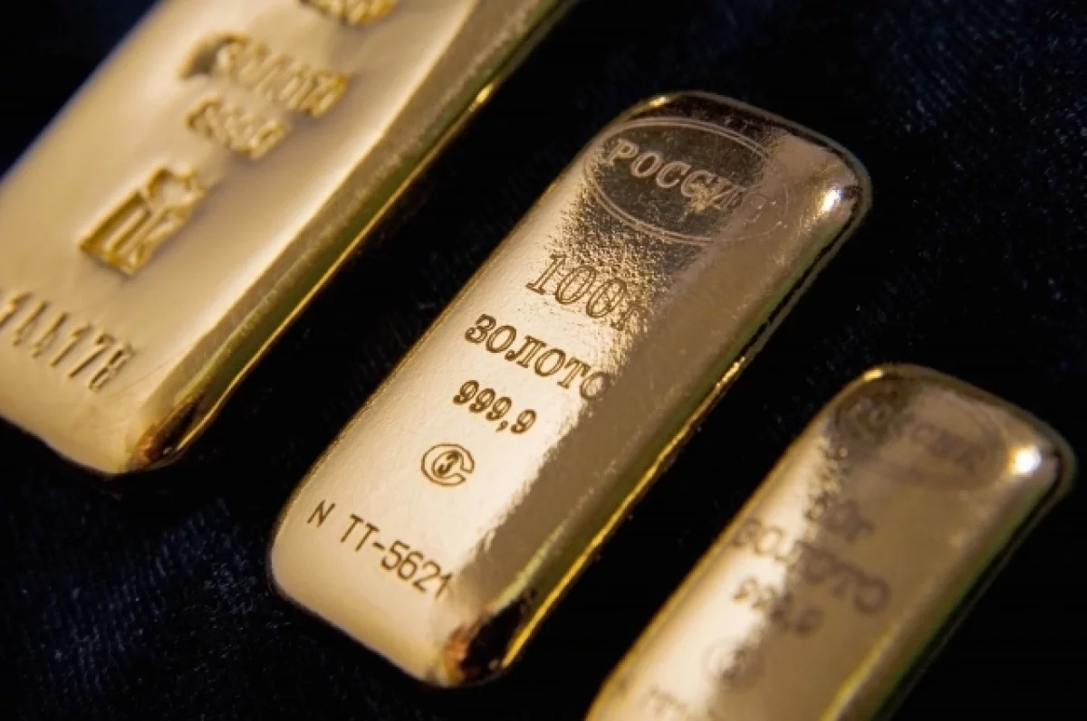 Стоимость фьючерса на золото поднялась выше $3 450 за тройскую унцию