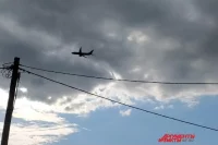 Самолёт Ту-104 летает в окрестностях Иркутска