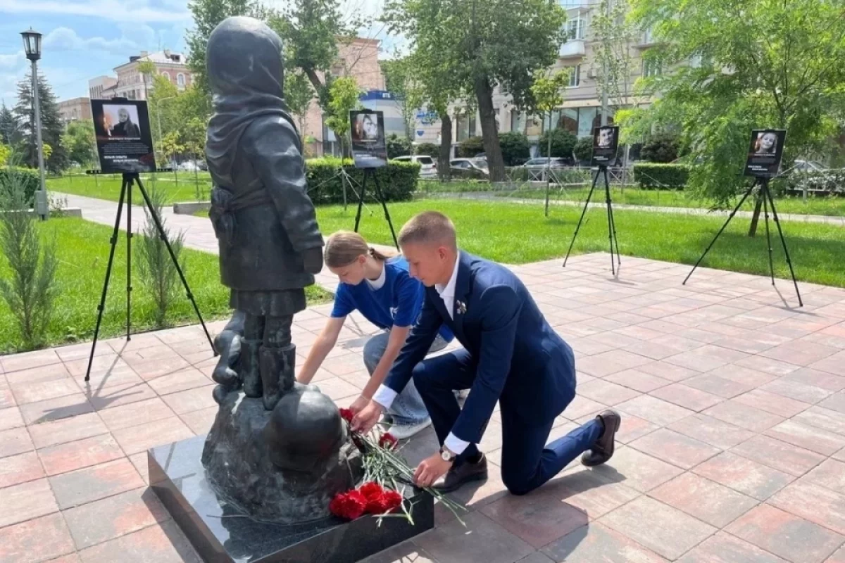 Журавль памяти. МГЕР почтила память детей на Донбассе