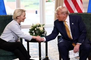 Трампу пообещали просто заоблачные цифры — переложить порядка 1,35 трлн долларов из европейских карманов в американскую экономику.