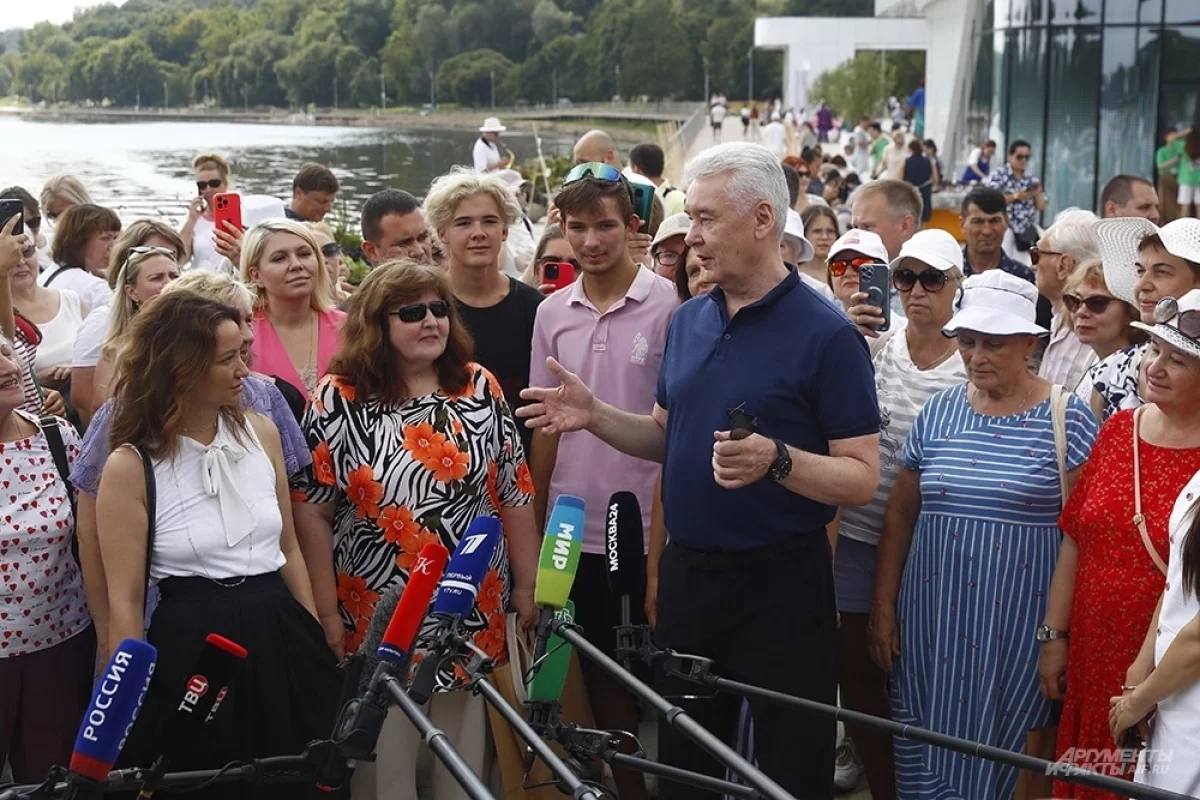 ЗАГС, кафе и пристань. Сергей Собянин открыл новую набережную в Коломенском