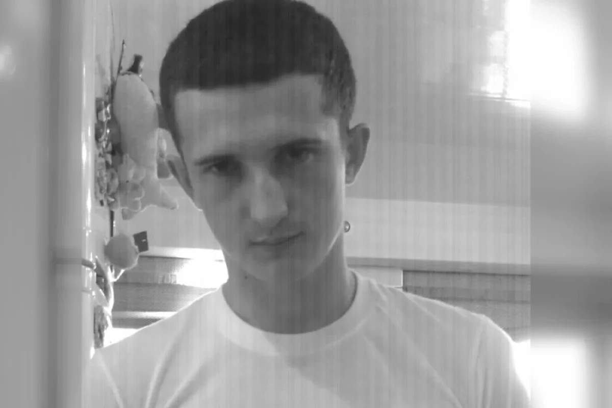 Раздробило голову. Двое на гидроцикле насмерть снесли парня на сап-борде