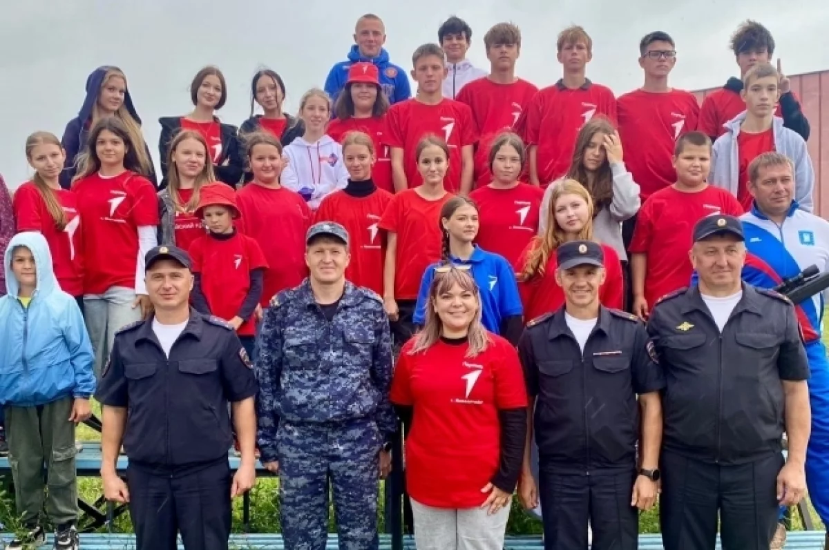 В Новоалтайске провели «Зарядку со стражем порядка»
