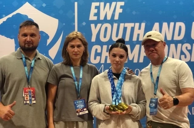 Полина Павлович – победитель первенства Европы по тяжелой атлетике.