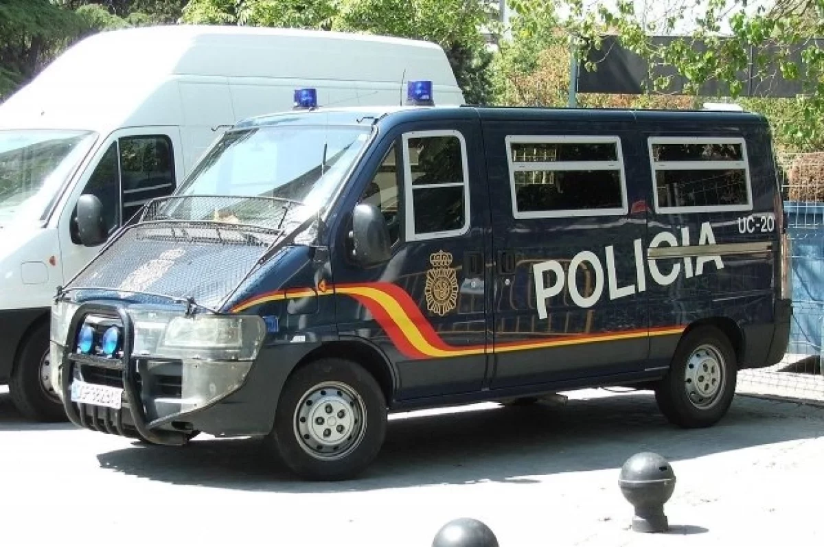 В Испании арестовали 16-летнюю британку за попытку изнасилования женщины