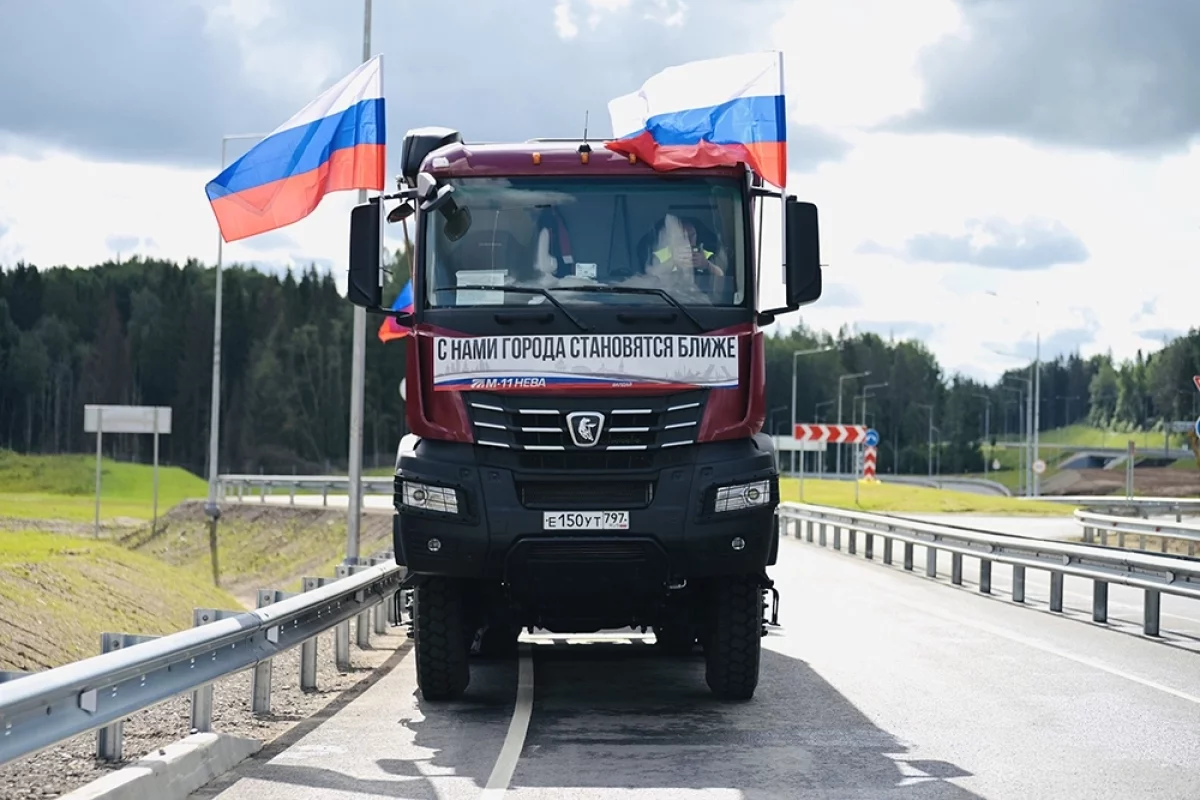 Узел развития. На трассе М-11 «Нева» открылась новая развязка