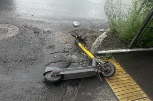 В Оренбурге двое детей на электросамокте попали под «Мерседес»