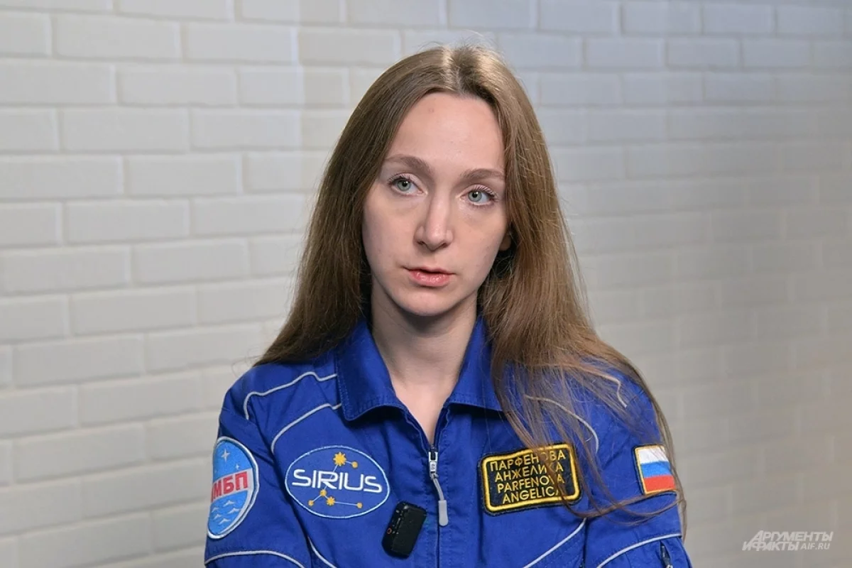 Анжелика, однажды выбрав «космическую дорожку», шаг за шагом уверенно движется по ней.