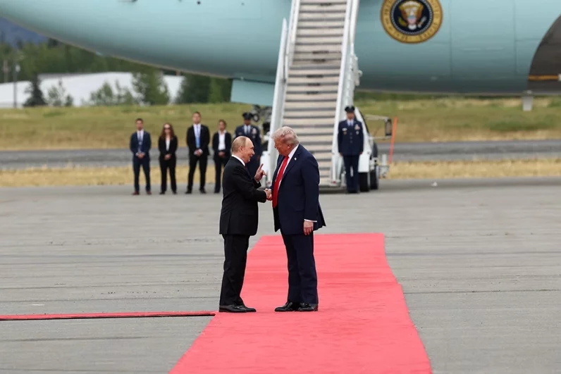 Встреча президента РФ Владимира Путина и президента США Дональда Трампа.