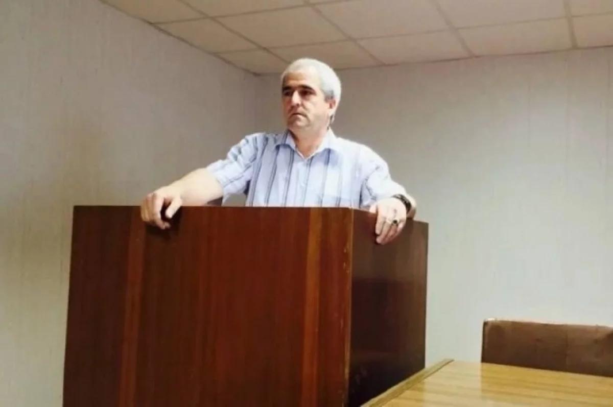 Шамиль Магомедов говорил, что нашёл пистолет на пляже и забыл об оружии.