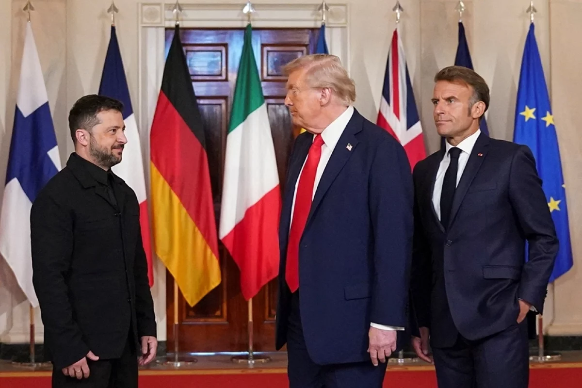 Лидеры, которые участвовали в переговорах с президентом США Дональдом Трампом в Вашингтоне, приехали в Белый дом, «вооружившись лестью».