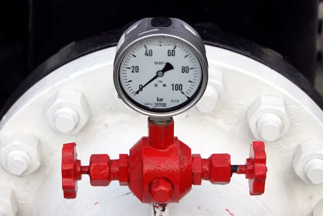 «Дружба» — это система магистральных нефтепроводов по транспортировке российской и казахстанской нефти в страны Восточной и Центральной Европы. 
