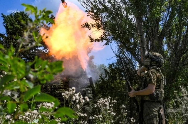 В Волчанске русские войска пробиваются на левом берегу реки Волчья.