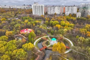 Начало осени в Москве обещает быть тёплым.