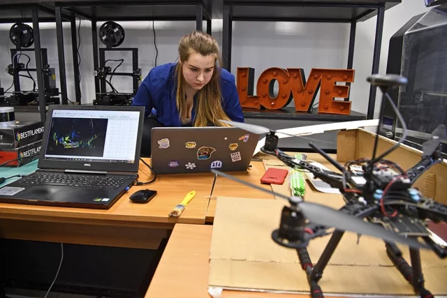 Центр молодежного инновационного творчества FabLab Томского государственного университета (ТГУ).