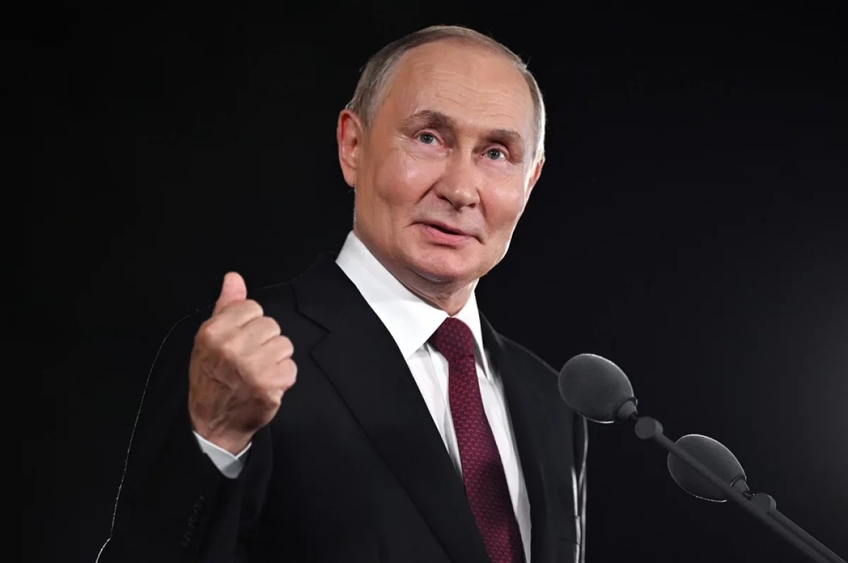 Владимир Путин отметил, что в целом контуры многополярного мира уже сложились.