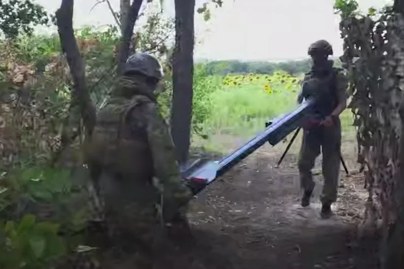 Националисты из САУ вели огонь в сторону мирного населения и российских позиций.