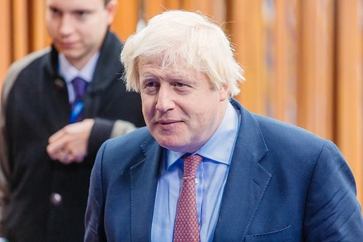 Борис Джонсон зарабатывал на контактах в период работы премьером Британии